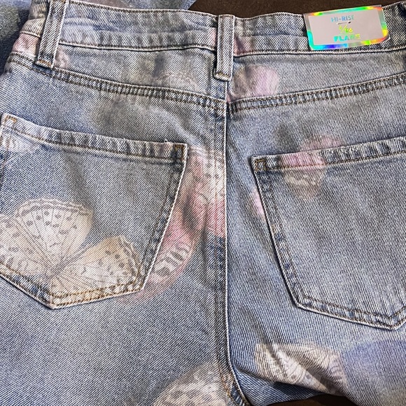 TINSELTOWN Hi-rise Flare Jeans w/ Butterflies ~ NWT - Picture 7 of 7
